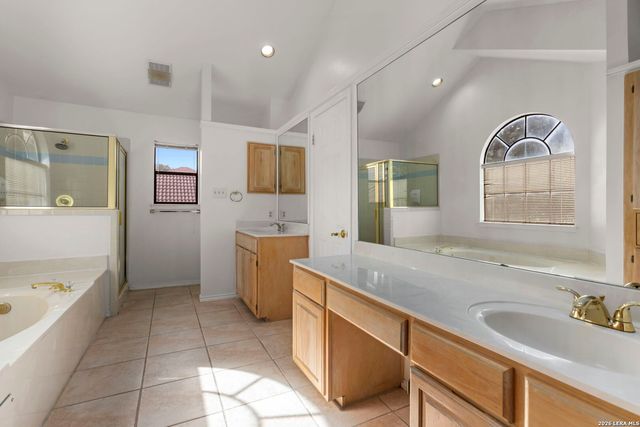 2650 Chestnut Bnd, San Antonio, TX 78232