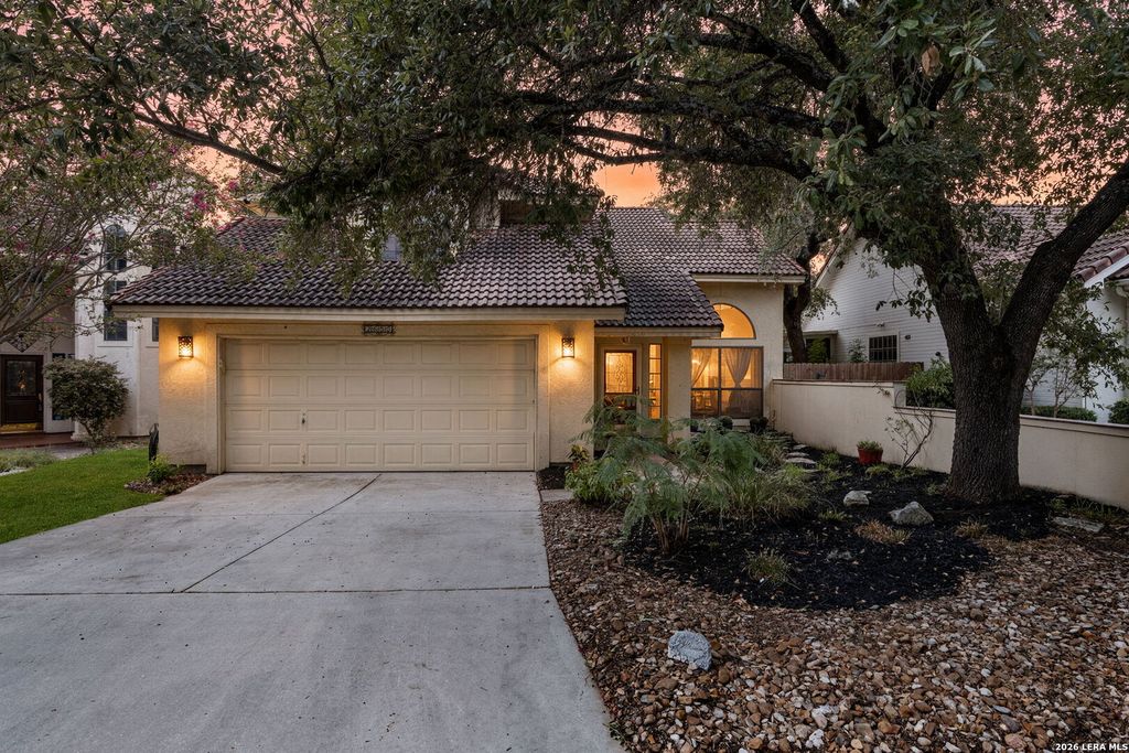 2650 Chestnut Bnd, San Antonio, TX 78232