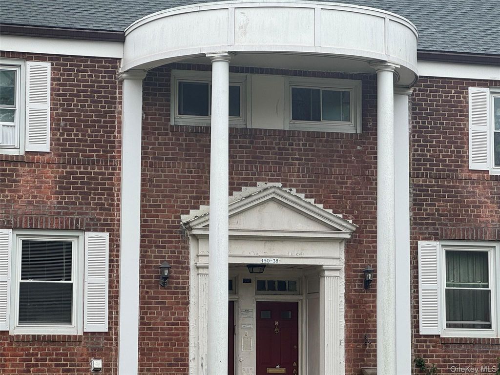 150-11 Grand Central Parkway 100GA, Briarwood, NY 11432