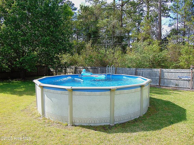 110 Poplar Road, Havelock, NC 28532