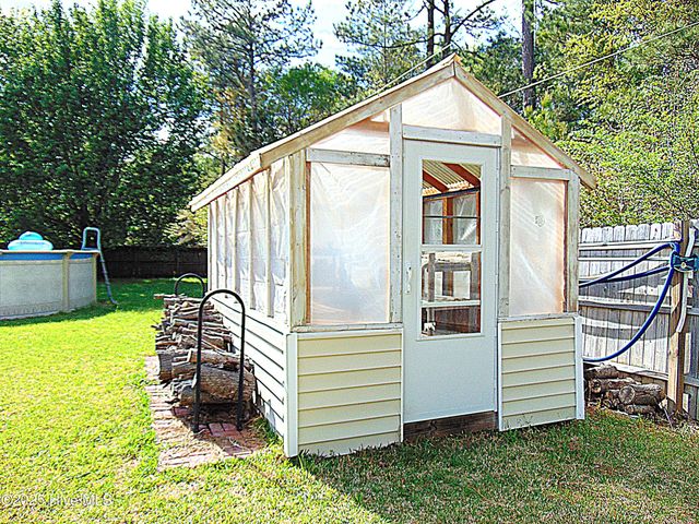 110 Poplar Road, Havelock, NC 28532