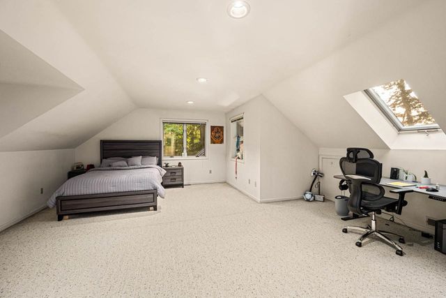 3 Fairway Drive, Grantham, NH 03753