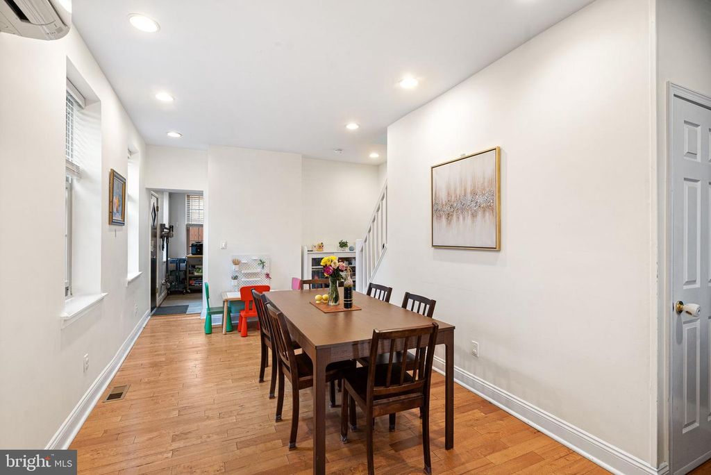 1306 E BERKS ST, PHILADELPHIA, PA 19125 — photo 5