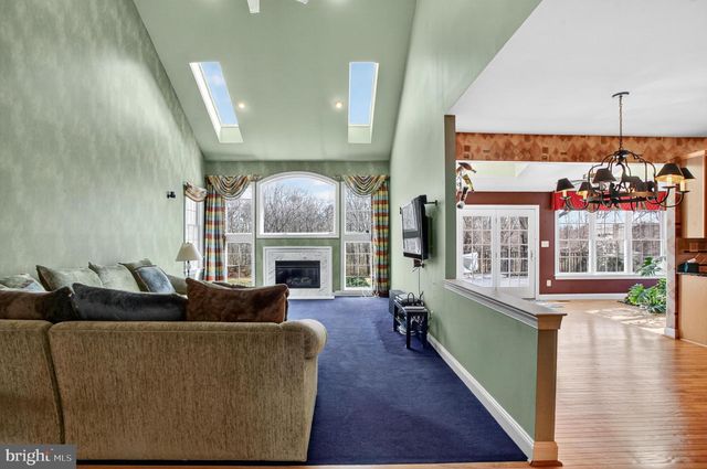 62 WOODSIDE LN, New Hope, PA 18938