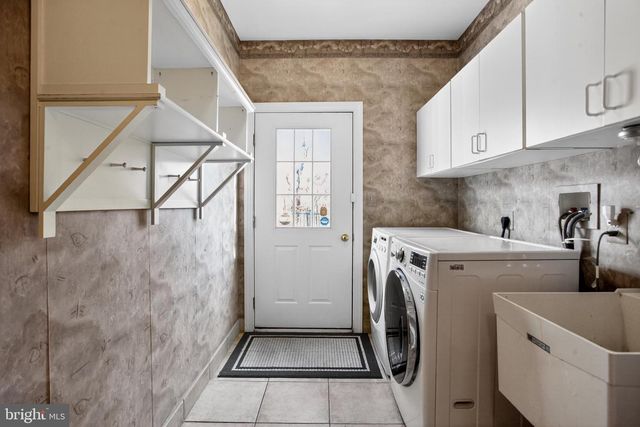 62 WOODSIDE LN, New Hope, PA 18938