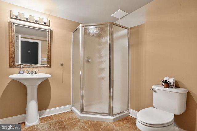 62 WOODSIDE LN, New Hope, PA 18938