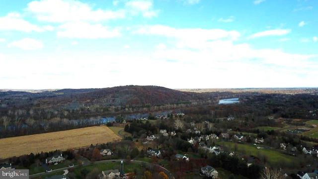 62 WOODSIDE LN, New Hope, PA 18938