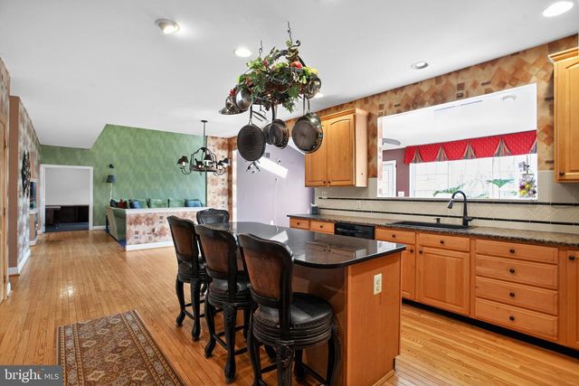 62 WOODSIDE LN, New Hope, PA 18938