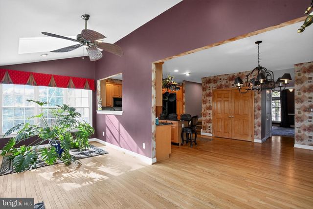 62 WOODSIDE LN, New Hope, PA 18938