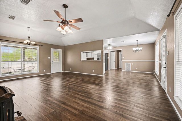 21503 Pecan Bend Road, Damon, TX 77430