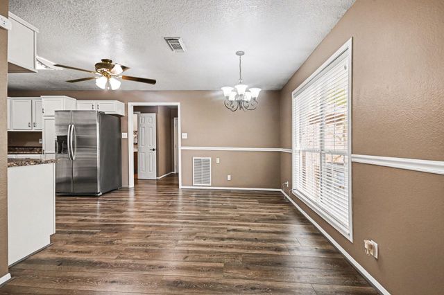 21503 Pecan Bend Road, Damon, TX 77430