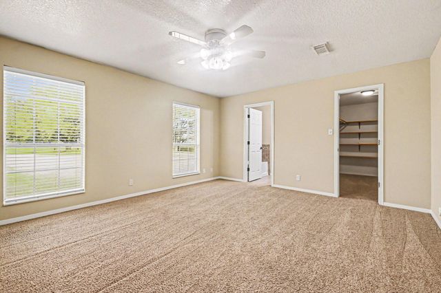 21503 Pecan Bend Road, Damon, TX 77430