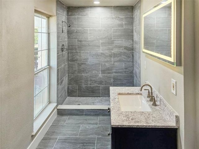 1914 Emerson Lane, Denton, TX 76209