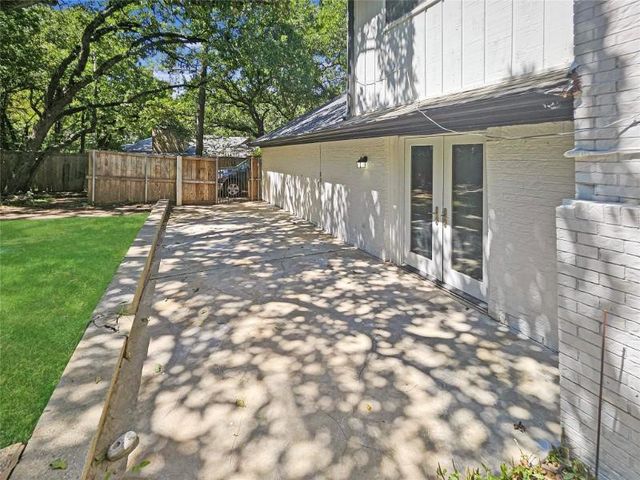 1914 Emerson Lane, Denton, TX 76209