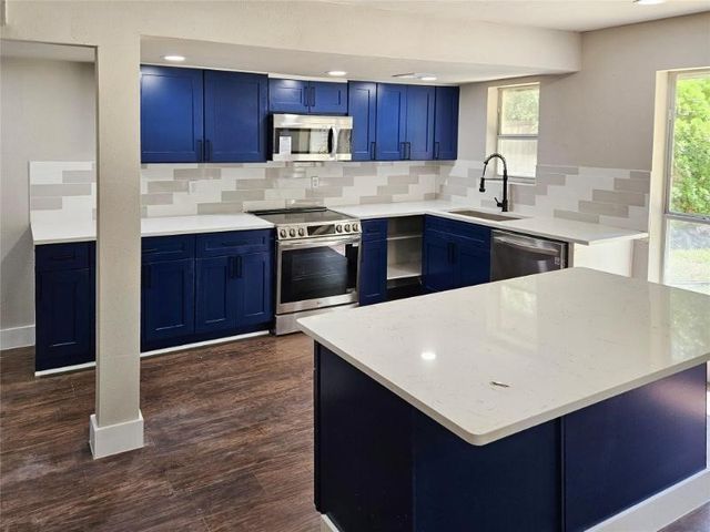 1914 Emerson Lane, Denton, TX 76209