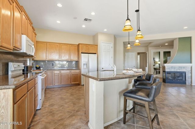 4548 E NIGHTINGALE Lane, Gilbert, AZ 85298