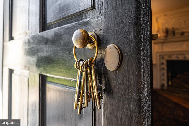 1224 TAYLORSVILLE RD, Washington Crossing, PA 18977