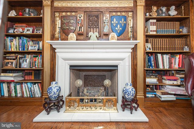 1224 TAYLORSVILLE RD, Washington Crossing, PA 18977