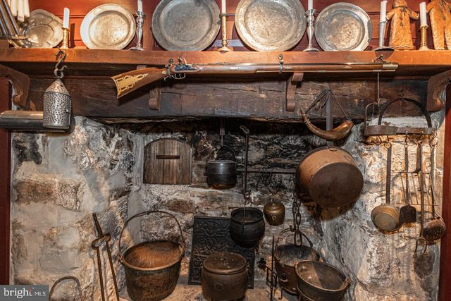 1224 TAYLORSVILLE RD, Washington Crossing, PA 18977