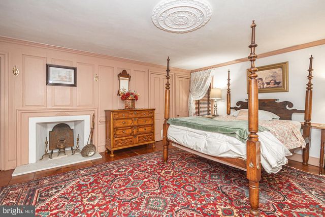 1224 TAYLORSVILLE RD, Washington Crossing, PA 18977