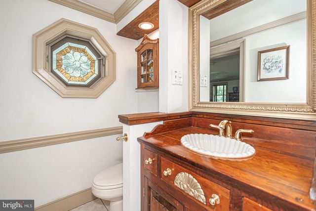 1224 TAYLORSVILLE RD, Washington Crossing, PA 18977