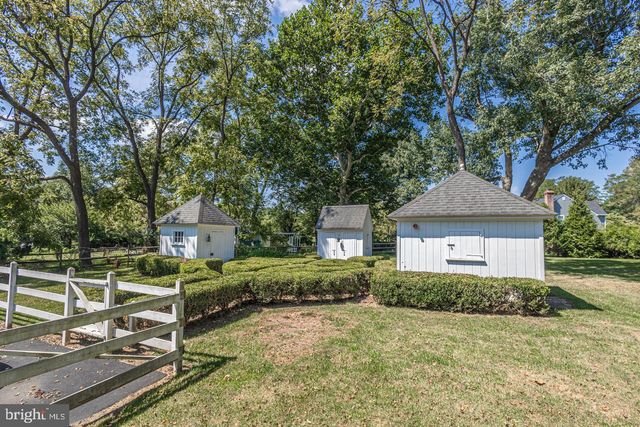 1224 TAYLORSVILLE RD, Washington Crossing, PA 18977