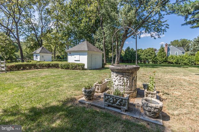 1224 TAYLORSVILLE RD, Washington Crossing, PA 18977