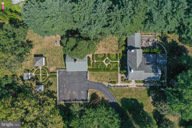 1224 TAYLORSVILLE RD, Washington Crossing, PA 18977