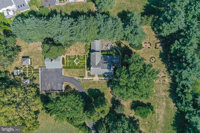 1224 TAYLORSVILLE RD, Washington Crossing, PA 18977