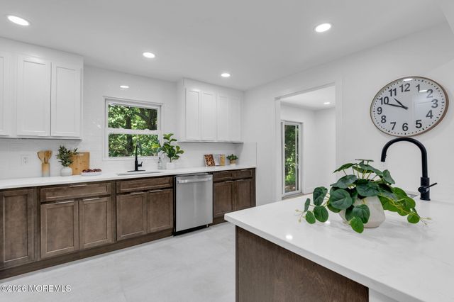138 N Cooks Bridge Road, Jackson, NJ 08527