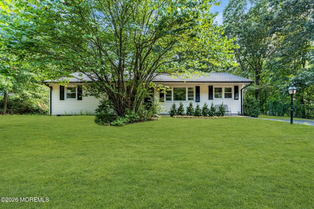 138 N Cooks Bridge Road, Jackson, NJ 08527