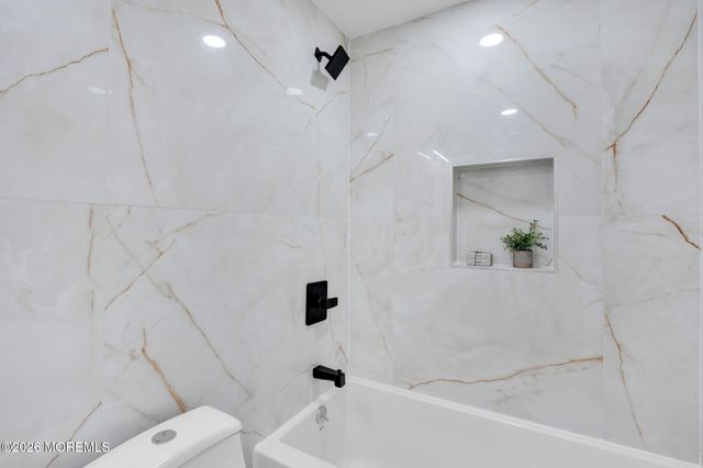 138 N Cooks Bridge Road, Jackson, NJ 08527