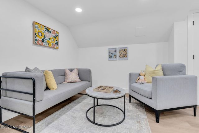 138 N Cooks Bridge Road, Jackson, NJ 08527