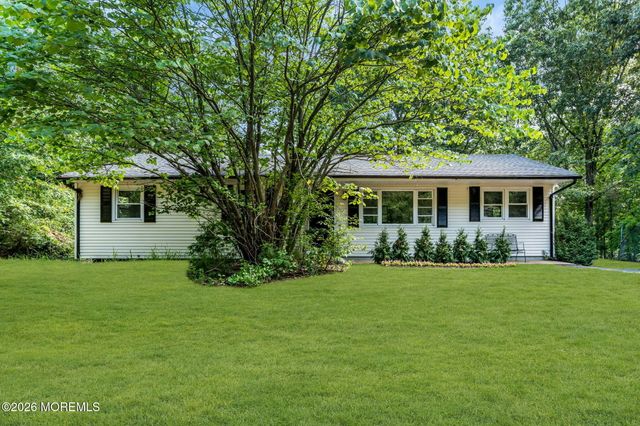138 N Cooks Bridge Road, Jackson, NJ 08527