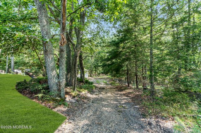 138 N Cooks Bridge Road, Jackson, NJ 08527