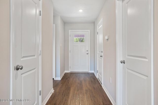 629 Oak Street, Ocean Springs, MS 39564