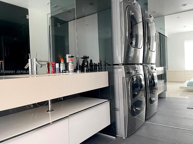 1460 Ocean Dr 401, Miami Beach, FL 33139