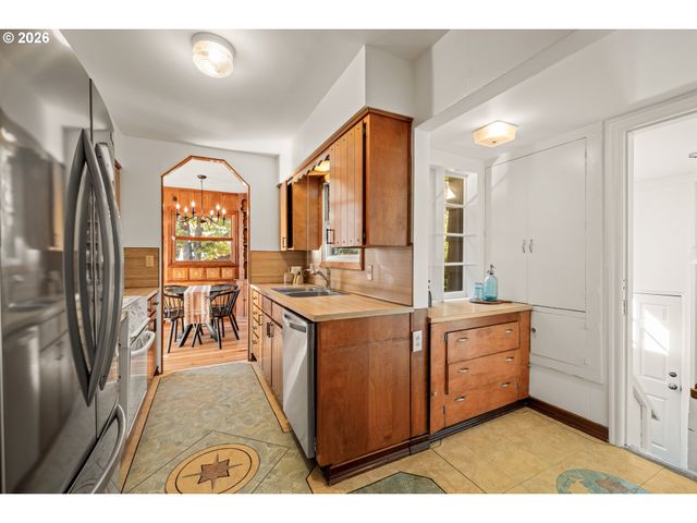 10500 Se 44TH Ave, Milwaukie, OR 97222