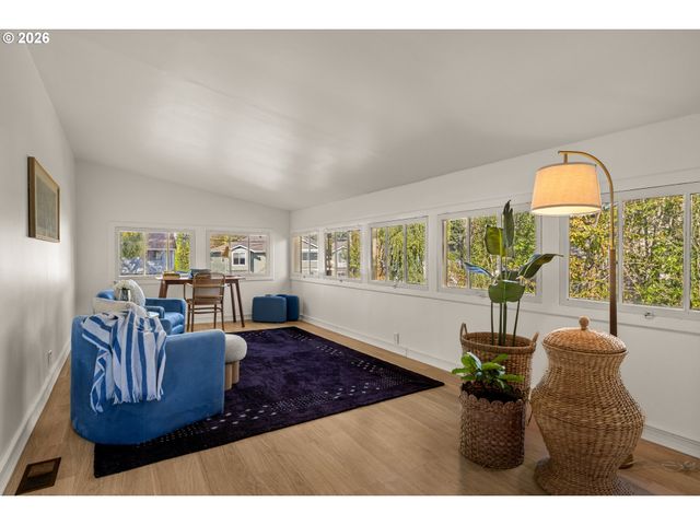 10500 Se 44TH Ave, Milwaukie, OR 97222