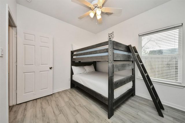 7980 Ethel Street B, Houston, TX 77028