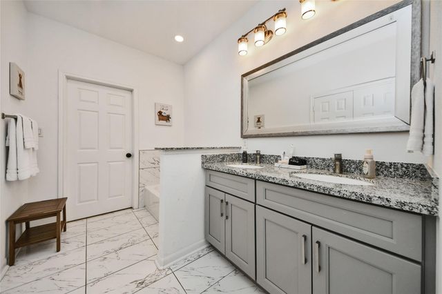7980 Ethel Street B, Houston, TX 77028