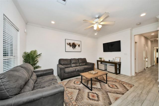 7980 Ethel Street B, Houston, TX 77028