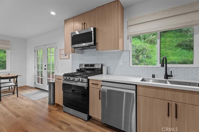 531 Rindge, Redondo Beach, CA 90278