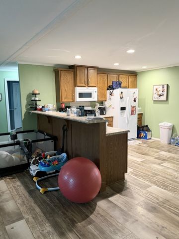250 Clifford Dykes Rd, Tracy City, TN 37387