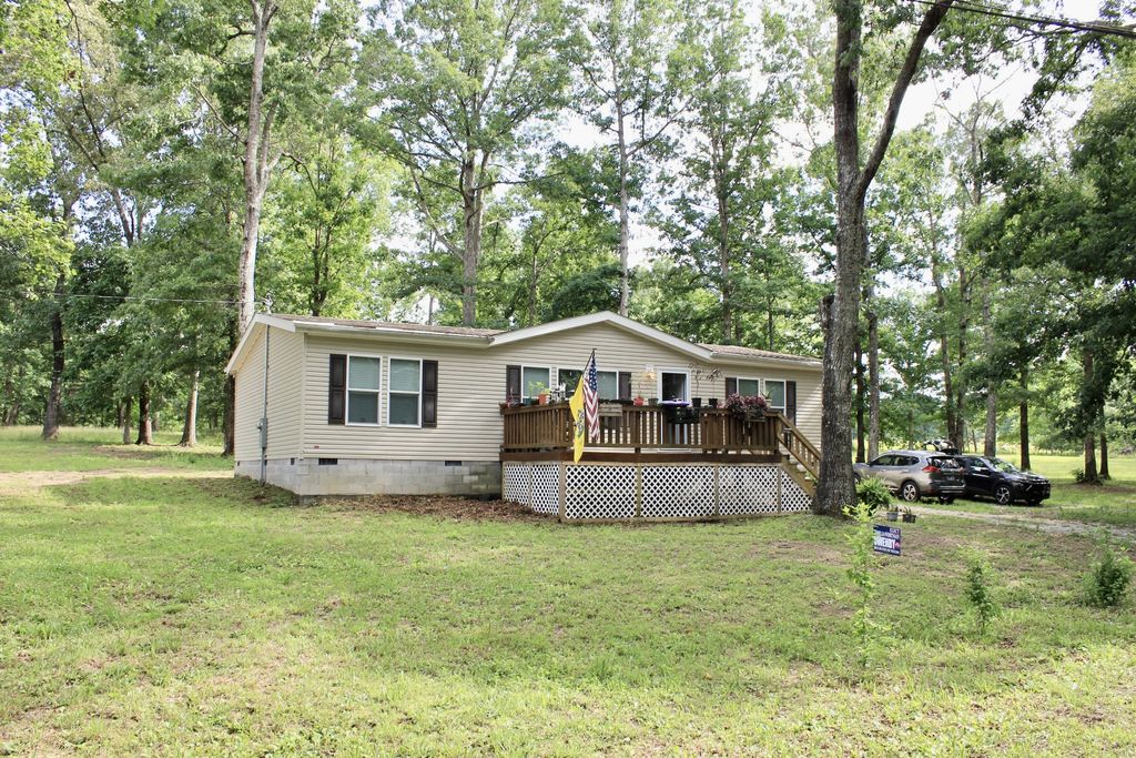 250 Clifford Dykes Rd, Tracy City, TN 37387