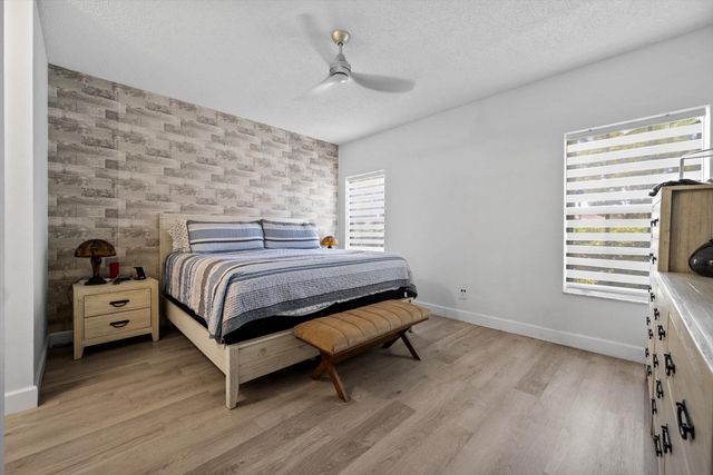 10761 PELICAN Drive, Wellington, FL 33414
