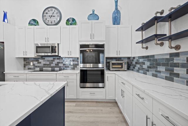 10761 PELICAN Drive, Wellington, FL 33414