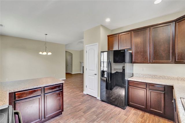 324 S Stonegate Drive, Seneca, SC 29678