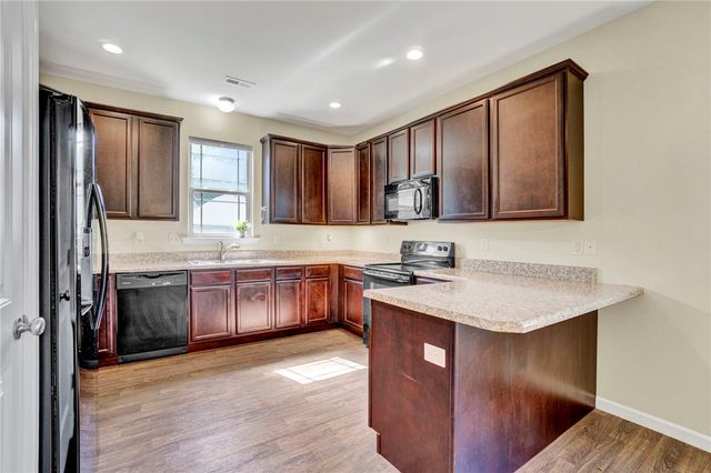 324 S Stonegate Drive, Seneca, SC 29678