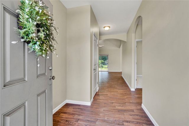 324 S Stonegate Drive, Seneca, SC 29678